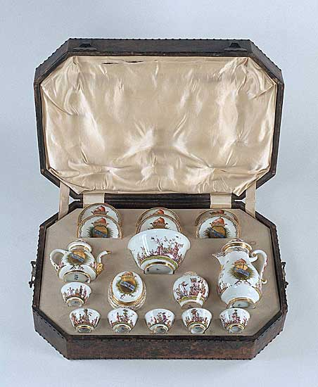 Teeservice - 1731 - 18x66x47 cm - Rijksmuseum, Amsterdam
