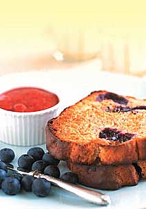 Bananenbrot mit Heidelbeeren